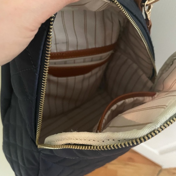 Quilted navy blue Backback in great condition - Picture 3 of 3